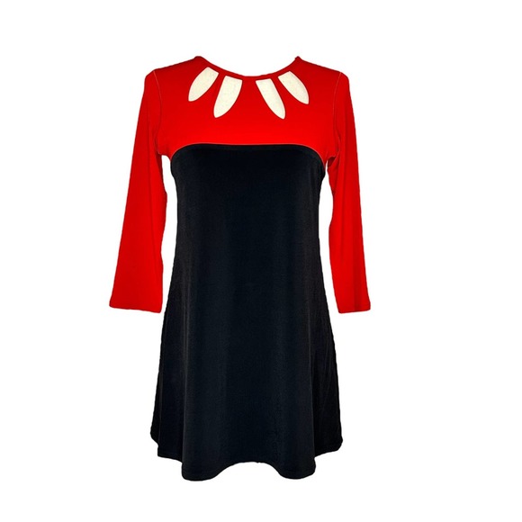 Women's Dressy Tunic Front Cut Out Size L Eva Varro Red Black 3/4 Sleeve NWT